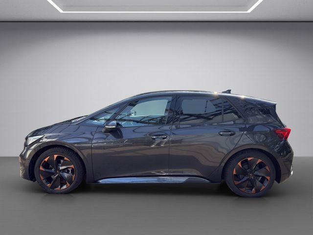 Born 150kW 62kWh