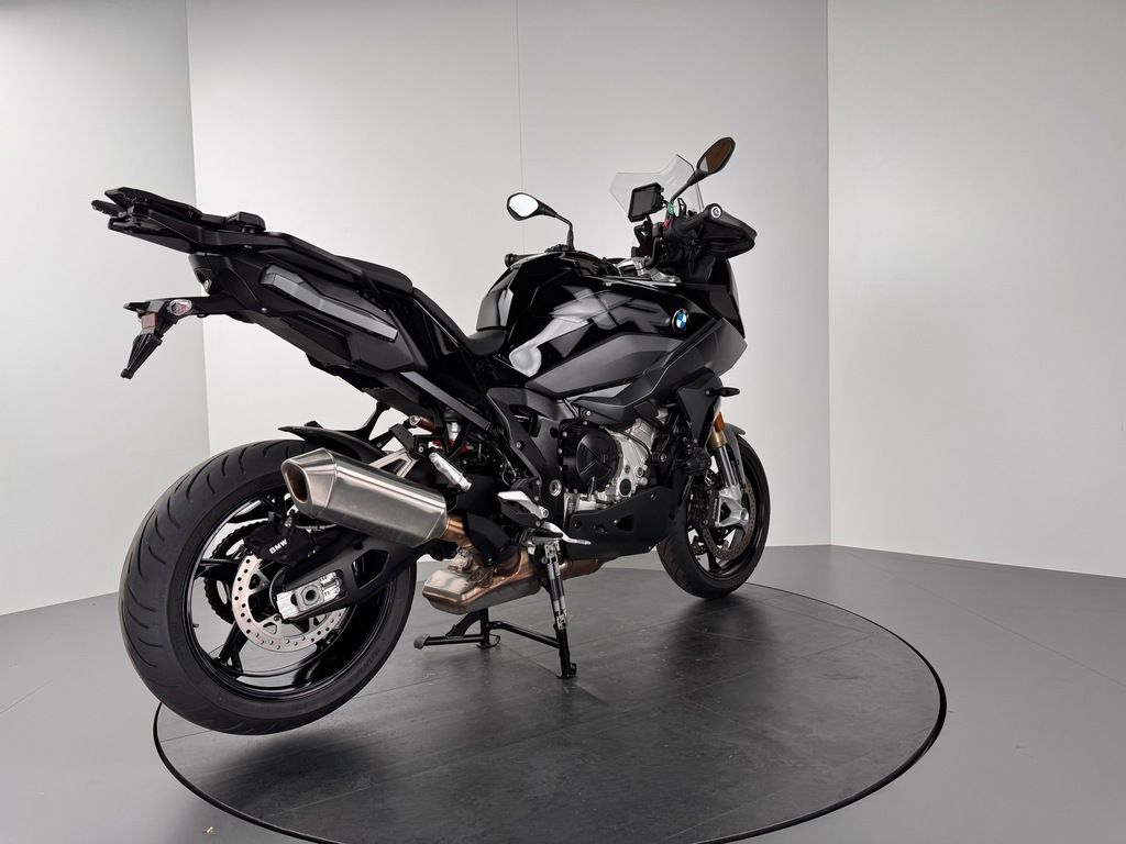 Fahrzeugabbildung BMW S 1000 XR *NEUWERTIGER ZUSTAND *TRIPLE BLACK