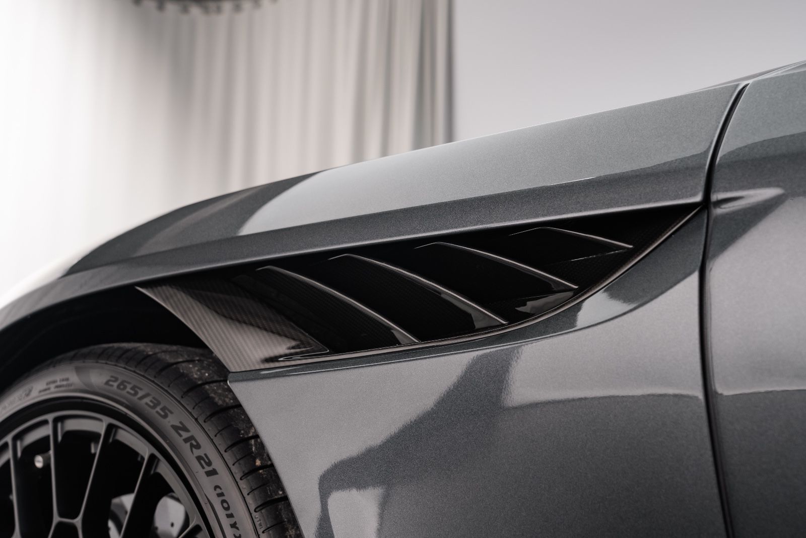 Fahrzeugabbildung Aston Martin DBS 770 Ultimate 1 OF 300/FULL CARBON