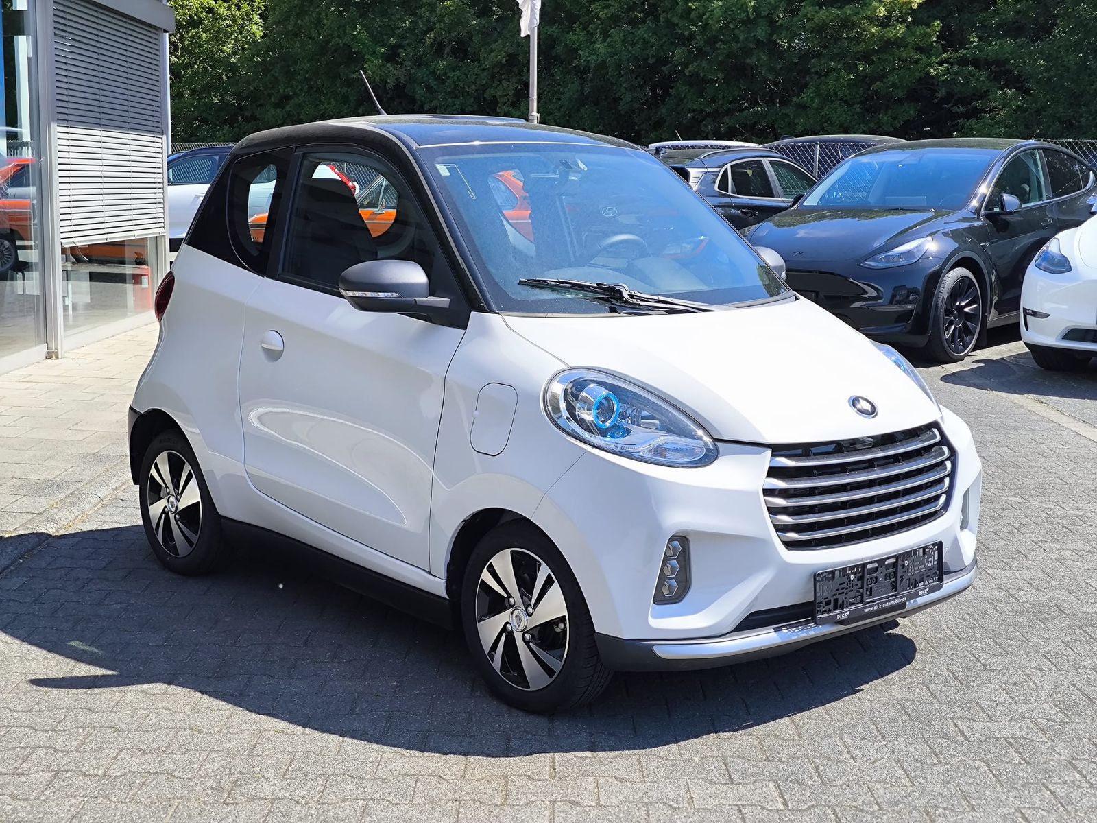 Fahrzeugabbildung Elaris Pio 36KW+LED+NAVI+KAM+KLIMA+LEDER+CARPLAY+
