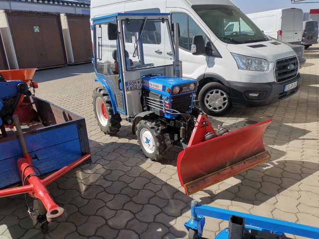 Iseki TX 2160F  inkl.  Anbauten u. Anhänger