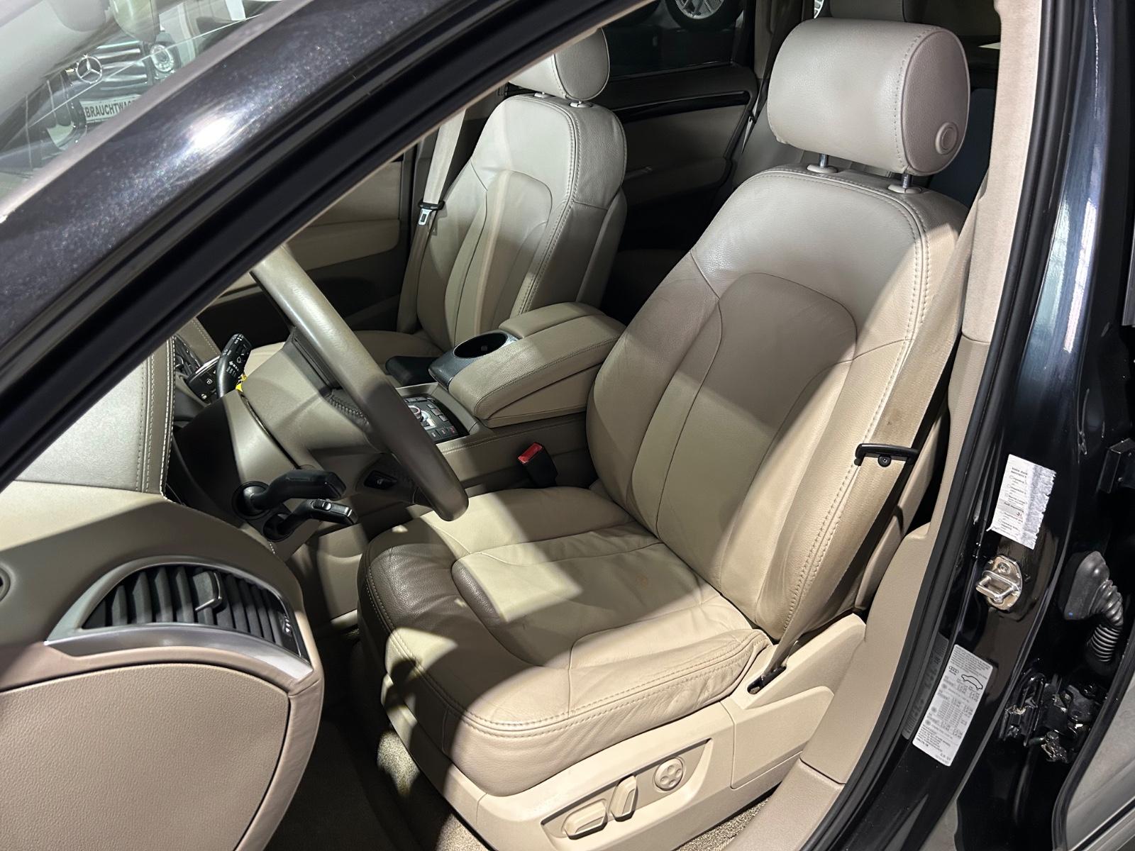 Audi Q7 4.2 TDI V8 quattro S line | 326 ch | BVA | 4 places individuelles | Cuir beige | Suspension pneumatique | GPS | Accès sans clé