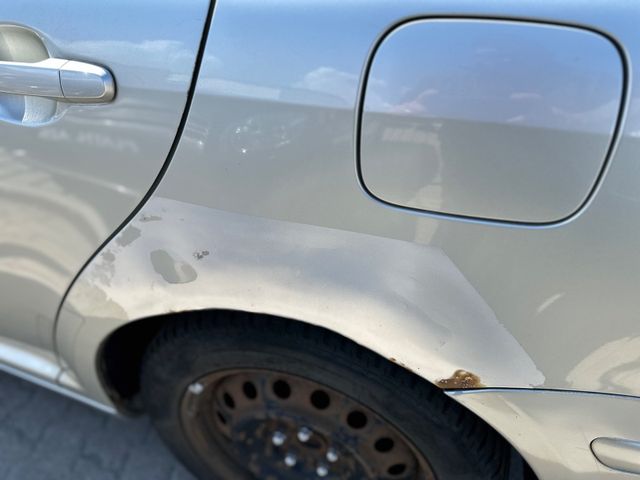 Toyota Avensis  Kombi 1.8 Sol