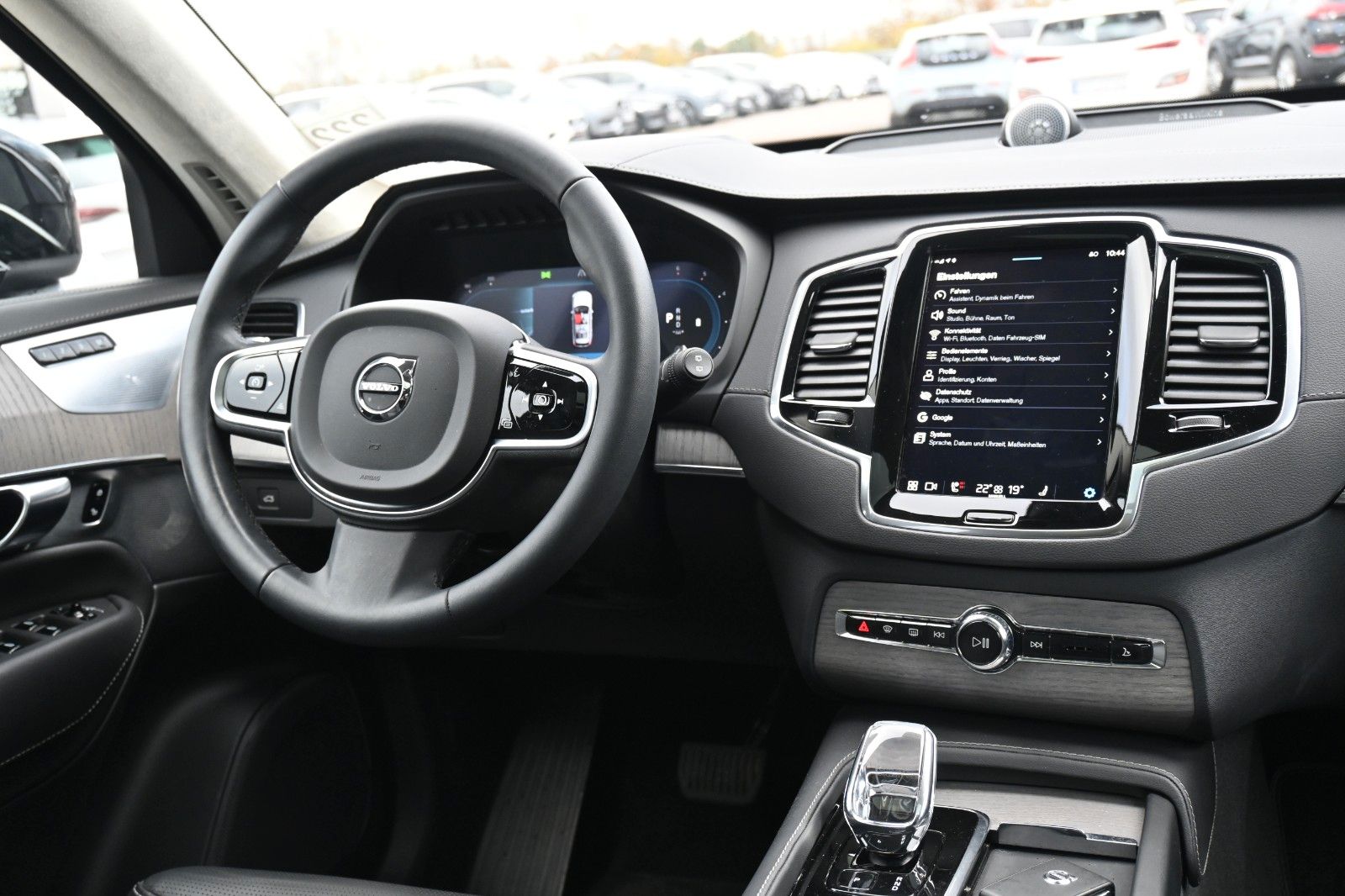 Fahrzeugabbildung Volvo XC90 Ultimate Bright AWD*MASS*LUFT*B&W*360°*AHK*