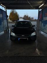 Ford Focus 1,6 - Ford Focus aus 2006: 1.6