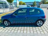 Renault Clio Sport 1.6 16V Sport - Renault Clio: 16v Sport