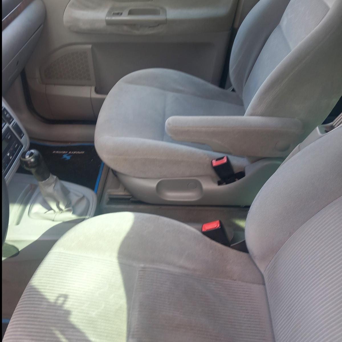 Ford Galaxy 2004 — photo 6