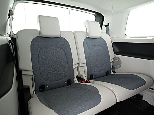 ID. Buzz Pro Langer Radstand 7Sitze TravelAssist