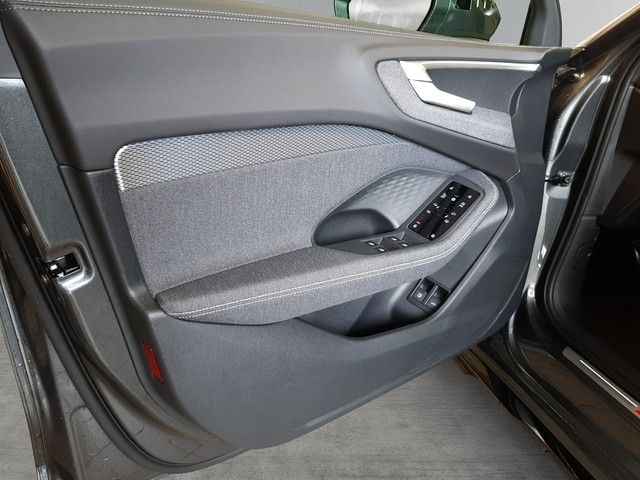 Fahrzeugabbildung Audi A5 Avant e-hybrid S line edition one Matrix Tech