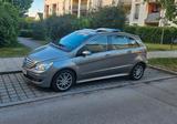 Mercedes-Benz B 170 - Automatik - Mercedes-Benz B 170 mit Panoramadach