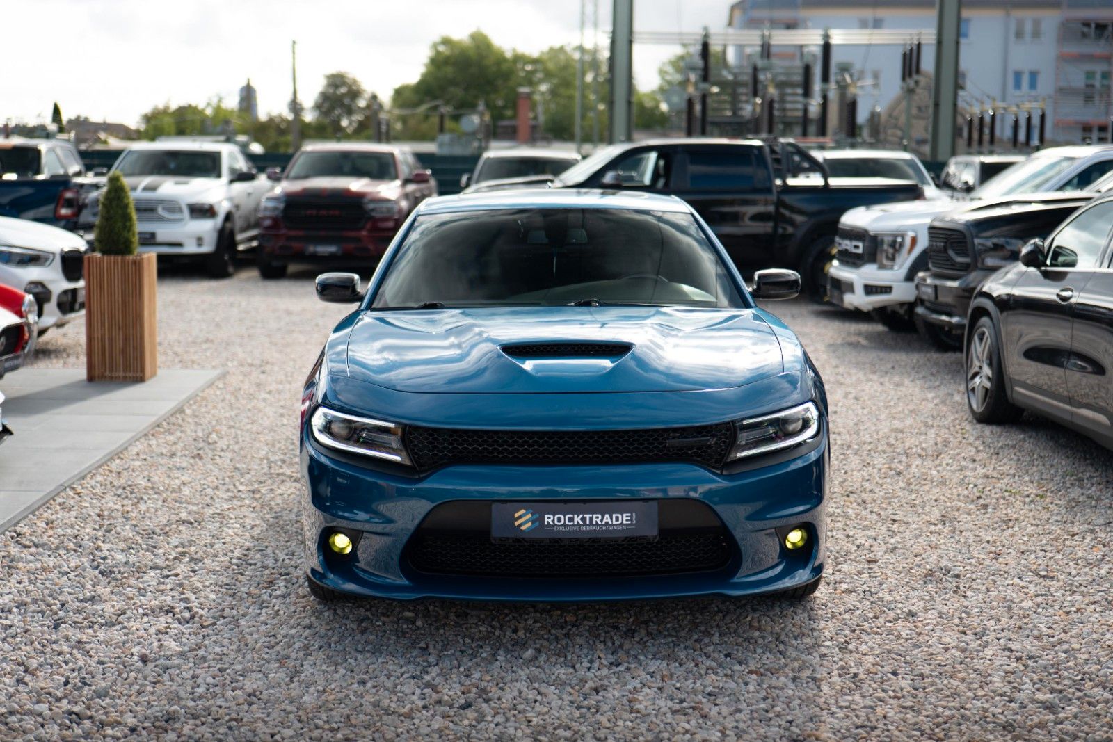 Fahrzeugabbildung Dodge Charger 5.7 V8 HEMI R/T Night-Paket Performance