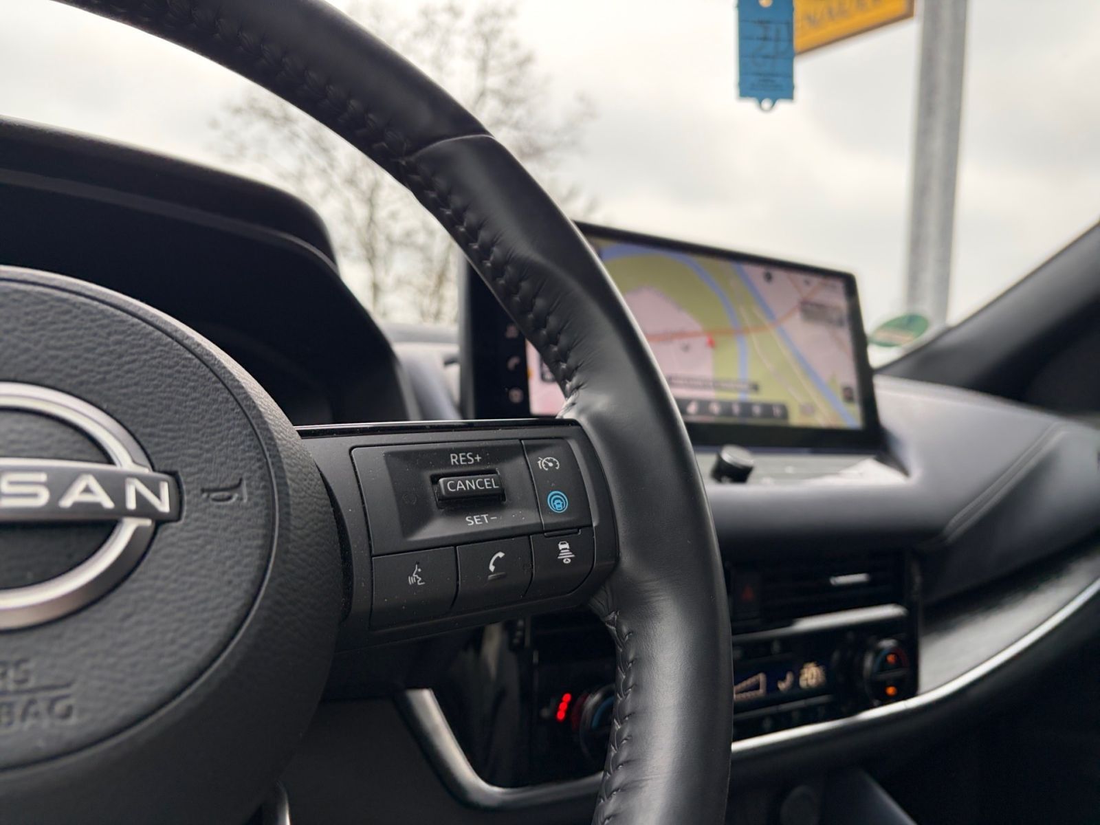 Fahrzeugabbildung Nissan Qashqai 1.5 VC-T e-Power*SHZ*Navi*360°Kamera*AHK