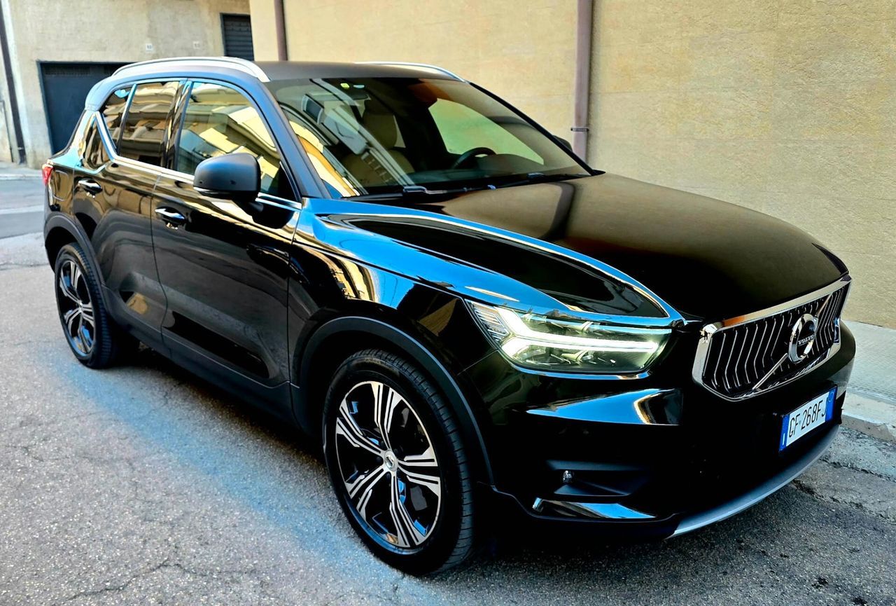 Volvo VOLVO XC40 T5 Recharge Plug-in Hybrid INSCRIPTIO imagem 2