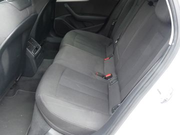 Audi A4 - 9