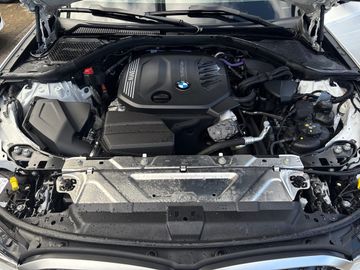 BMW 320d xDrive Touring Head-Up HiFi DAB LED RFK