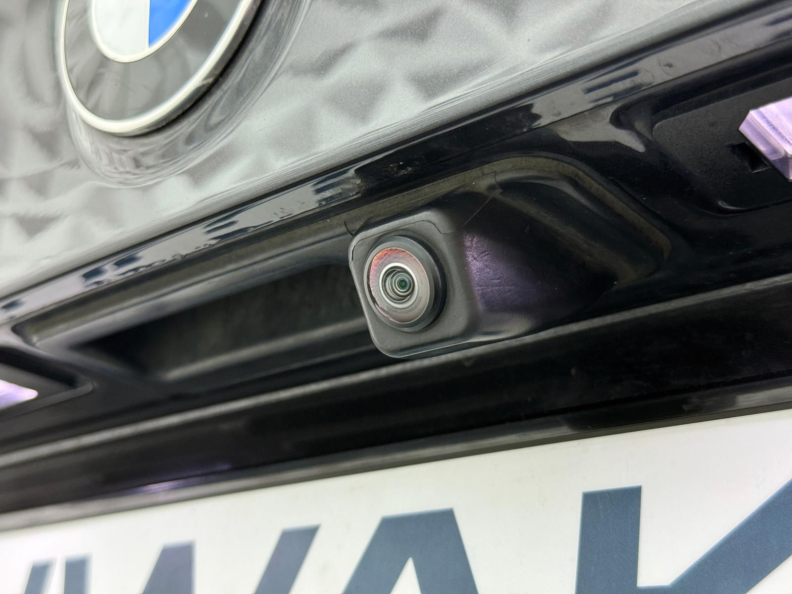Fahrzeugabbildung BMW d*M-PAKET*XDRIVE*LASER*PANO*AHK*ACC*HUD*RCAM