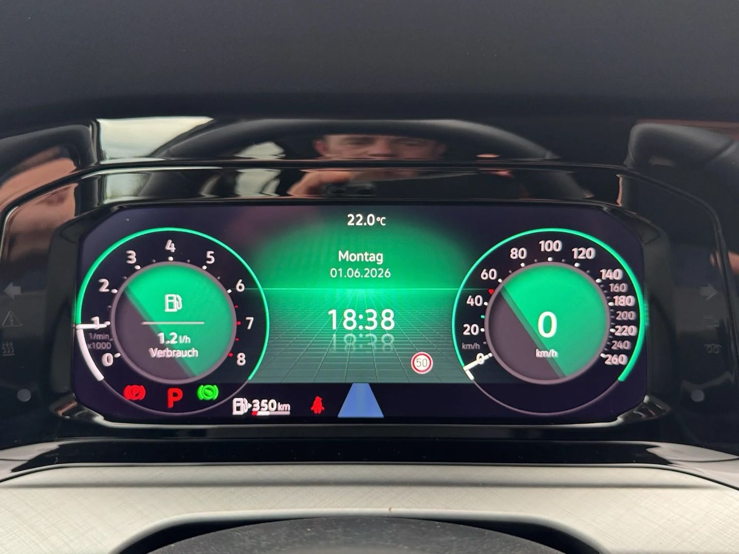 Golf VIII 1.5 eTSI DSG *STDHZG*NAVI*KEYLESS*LED*