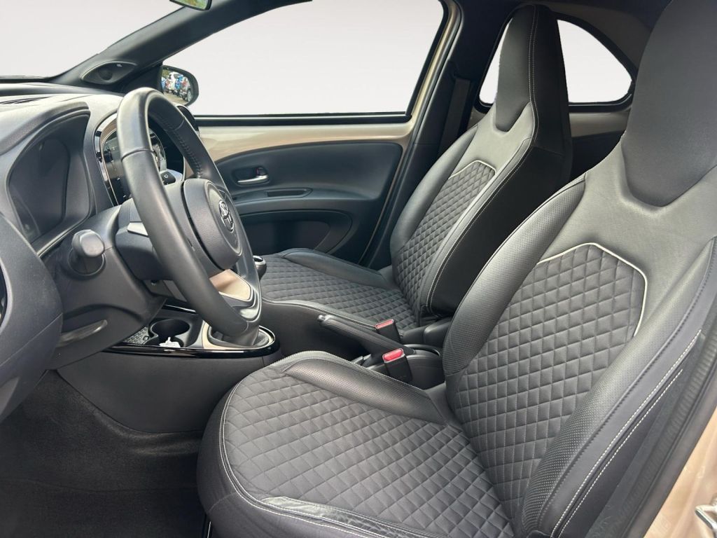 Fahrzeugabbildung Toyota Aygo X Air Explore