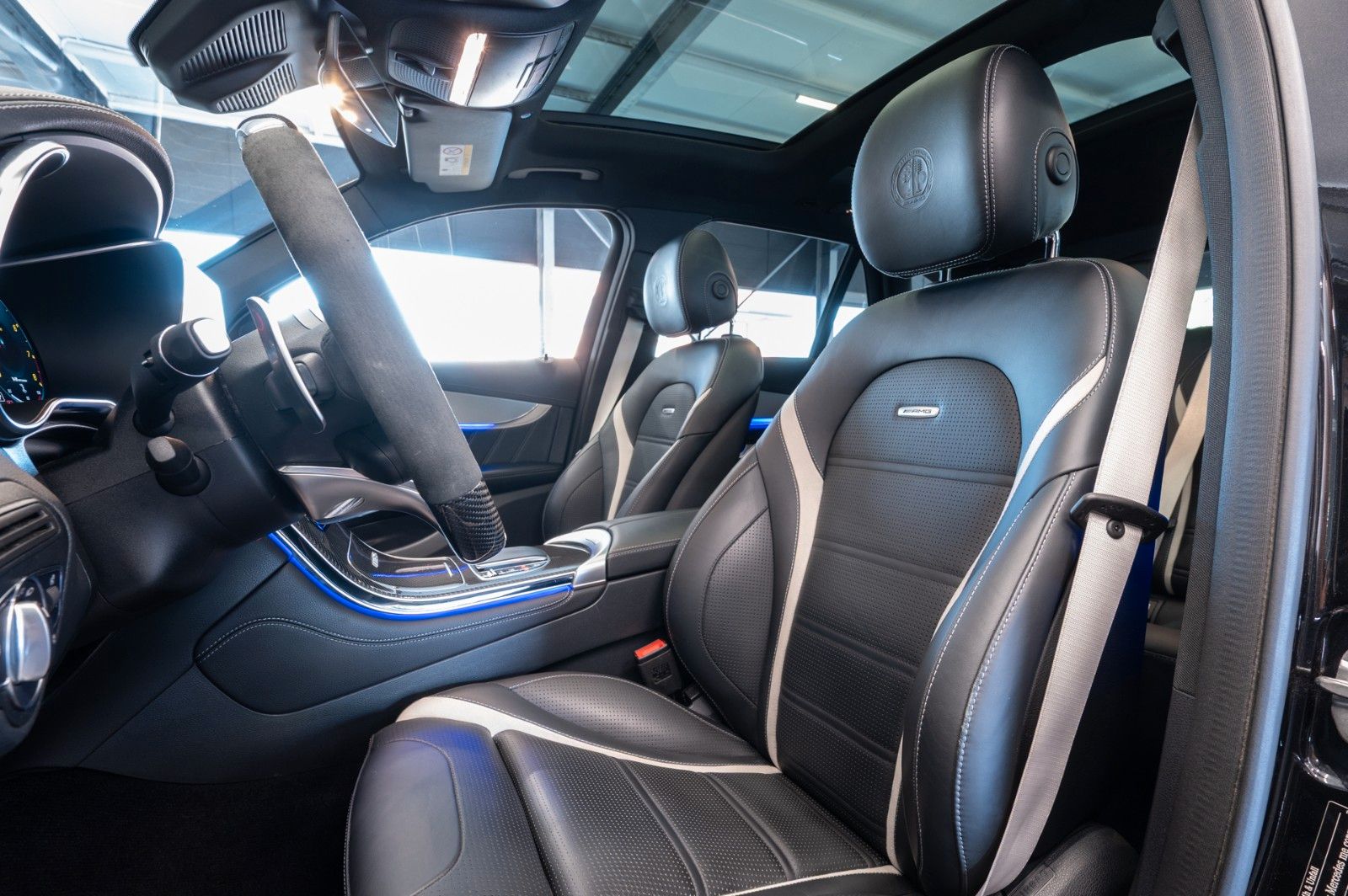 Daumennagel 14 - Mercedes-Benz GLC 63S AMG 4Matic|CARBON|PANO|HEAD-UP|VOLL