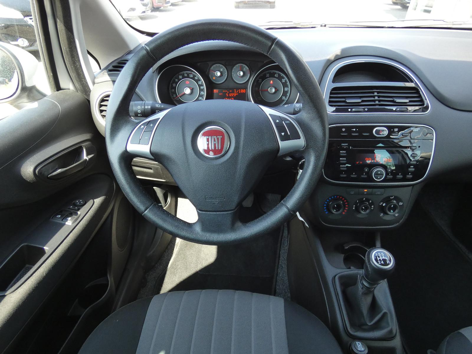 Fiat Punto *2HAND*PDC*KLIMA*ALU*5-TÜR-TÜV 3/28