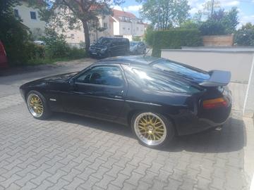 1990 Porsche 928 照片 2