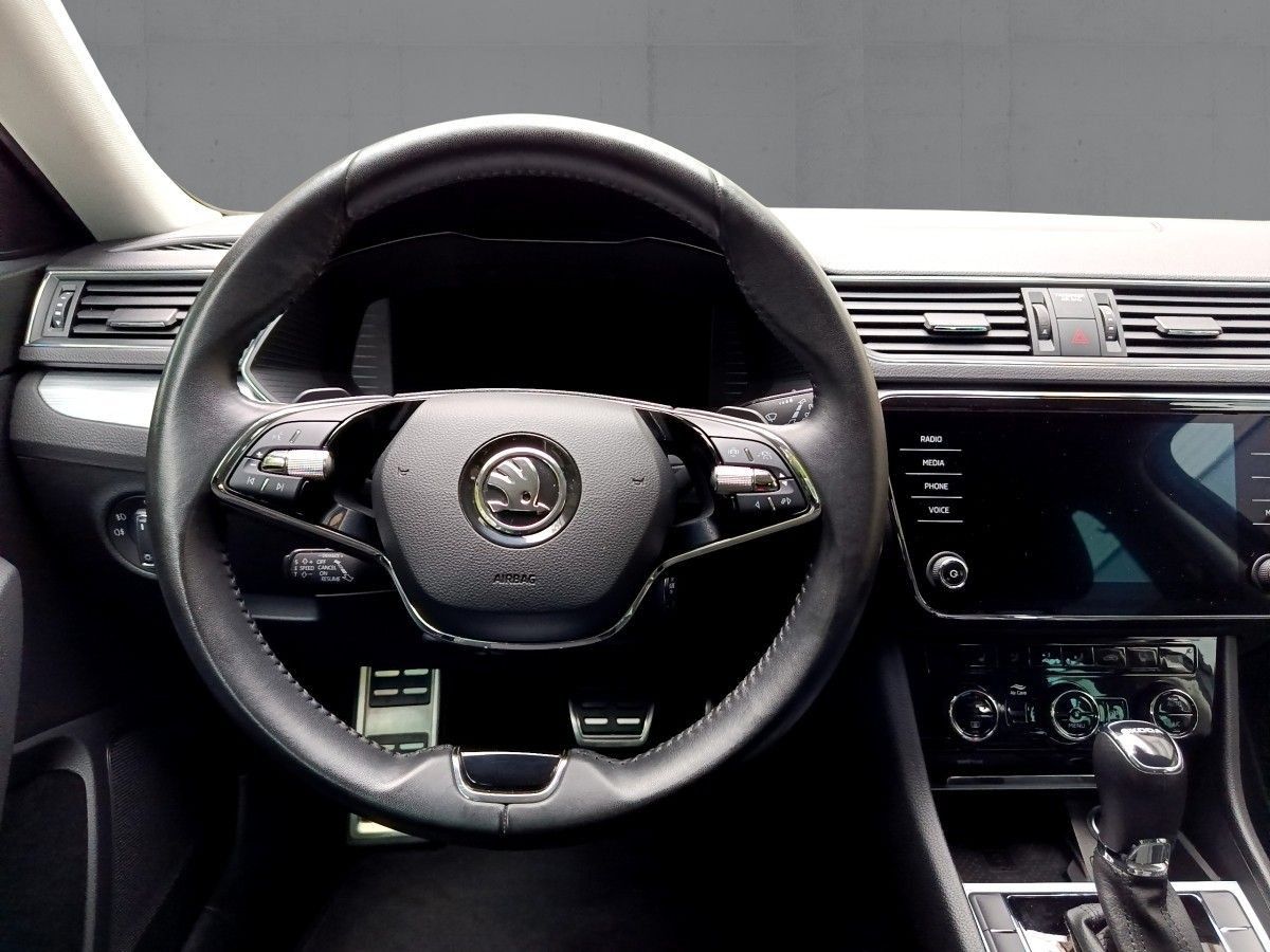 Skoda Superb - Bild 10