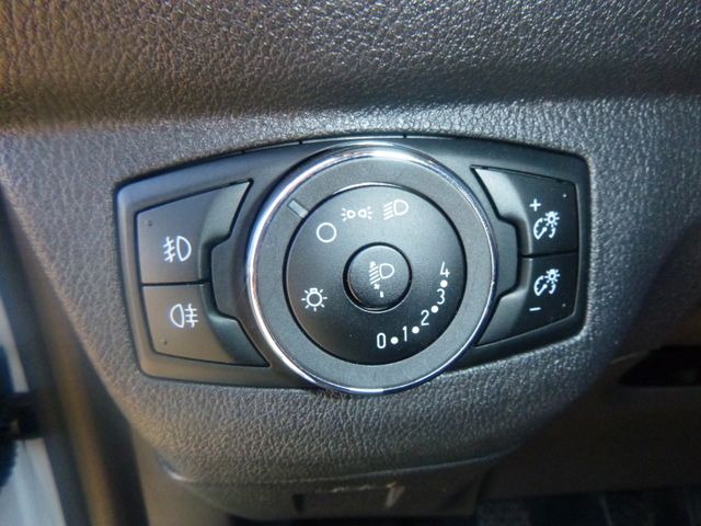 Fahrzeugabbildung Ford Transit Courier 1,5 TDCi >R-kamera/Navi<