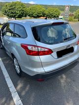 Ford Focus 1.6 TDCI TÜV Neu Zahnriemen&Ser... - Ford Focus aus 2012 mit Diesel-Antrieb: Kombi