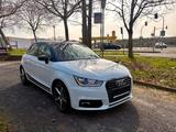 Audi A1 Sportback  Euro 6 / 125 PS / 5. Türen / Navi - Audi A1: Limousine