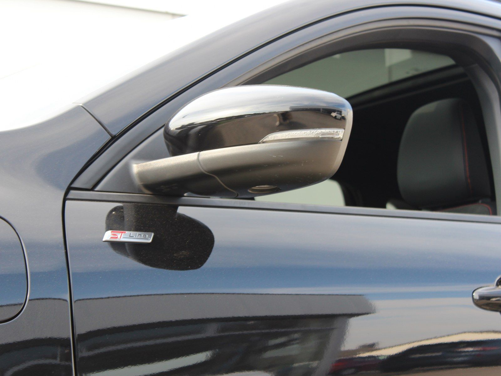 Fahrzeugabbildung Ford Kuga Plug-In Hybrid ST-Line X 2,5 Duratec