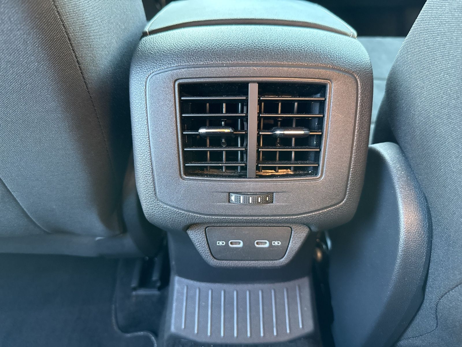 T-Roc R-Line 1.5 l TSI, Black Style, Matrix LED,