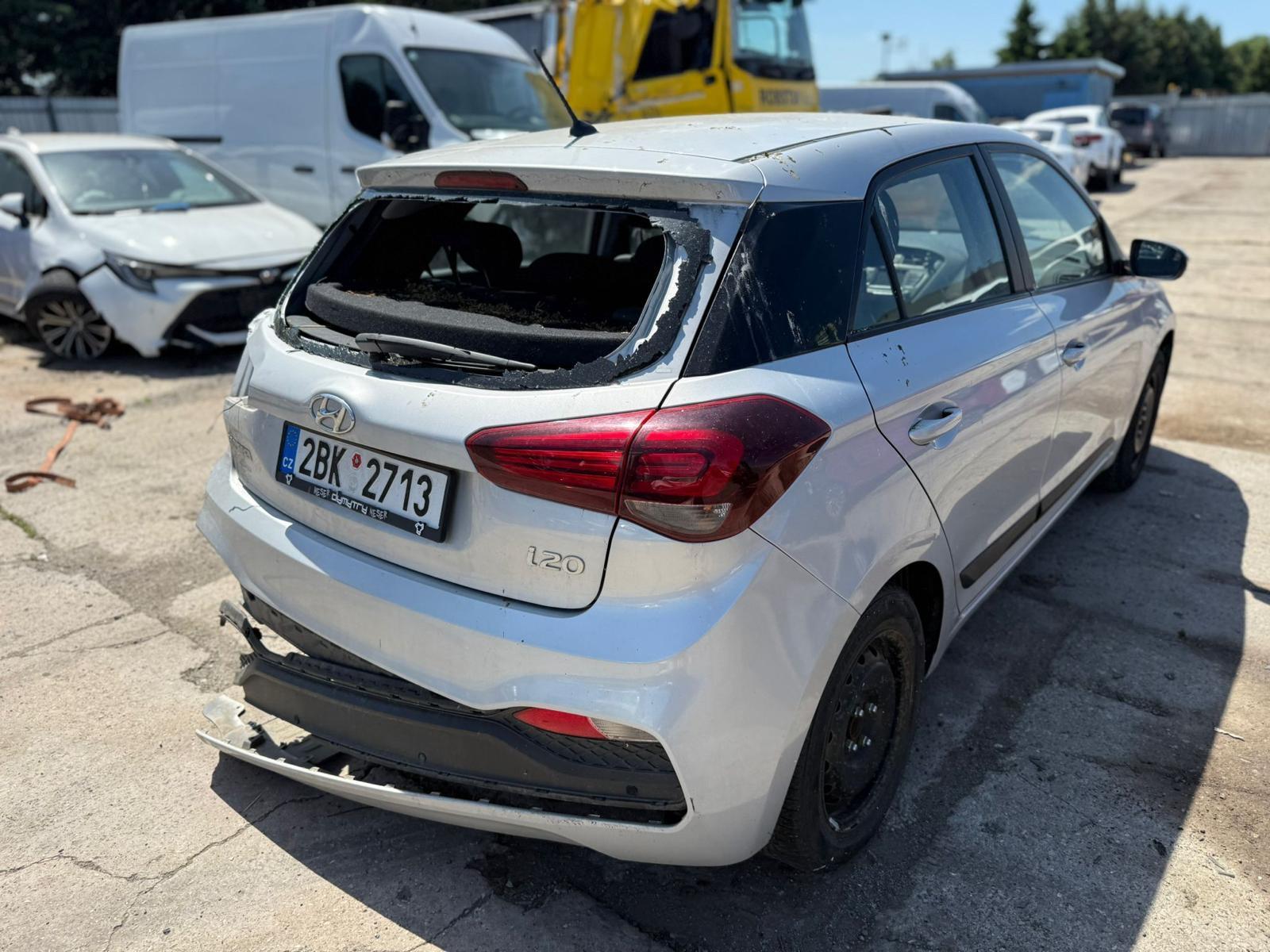 Hyundai i20 1.2 55kW Pure airbag OK motor start