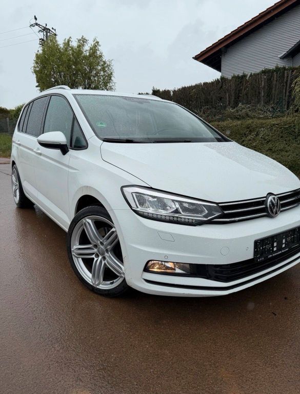 Image of Volkswagen Touran
