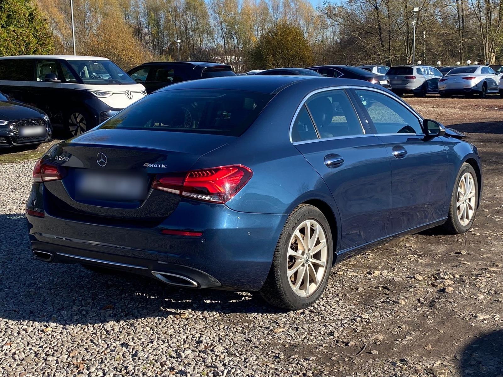 Mercedes-Benz A 220 4MATIC DCT Leder VirtualCockpit