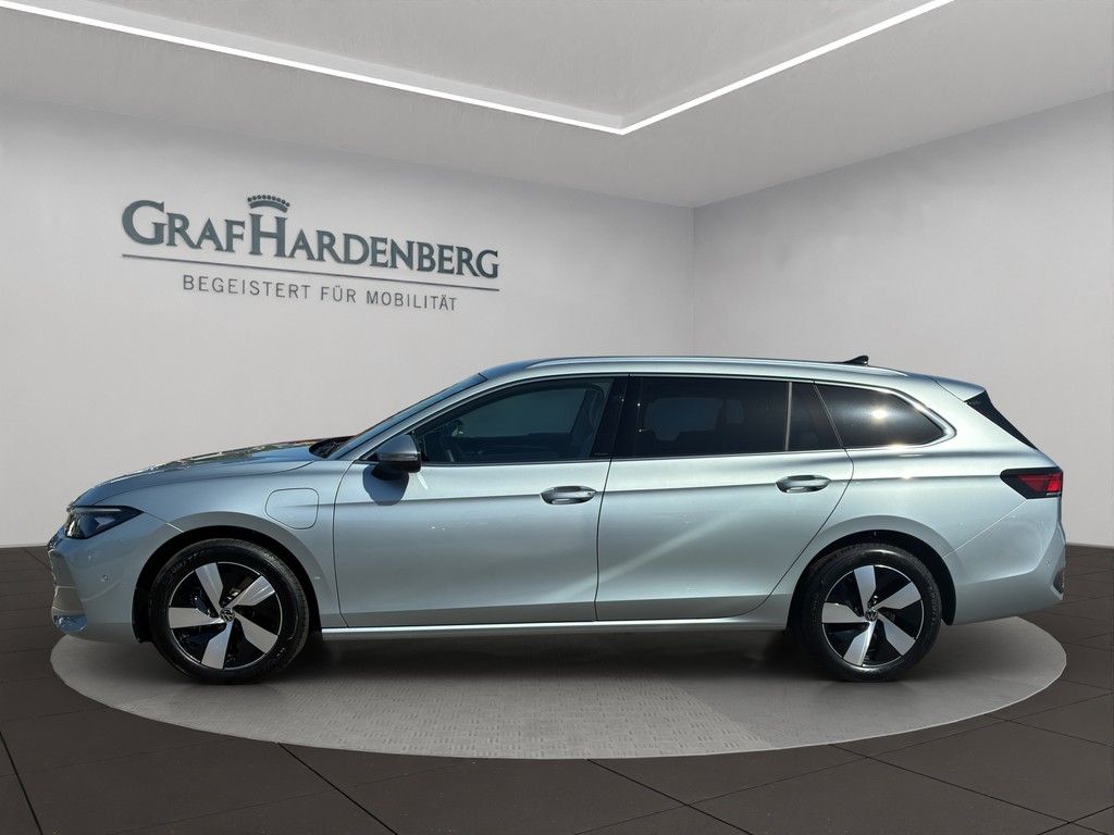 Volkswagen Passat 1.5 TSI eHybrid Business ACC AreaView AHK imagem 2