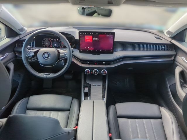Fahrzeugabbildung SKODA Superb Combi 2.0 TDI DSG Laurin & Klement AHK ST