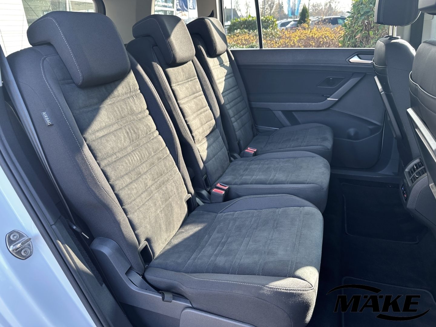 Touran Comfortline 2.0 TDI DSG AHK STDHZ LED ACC