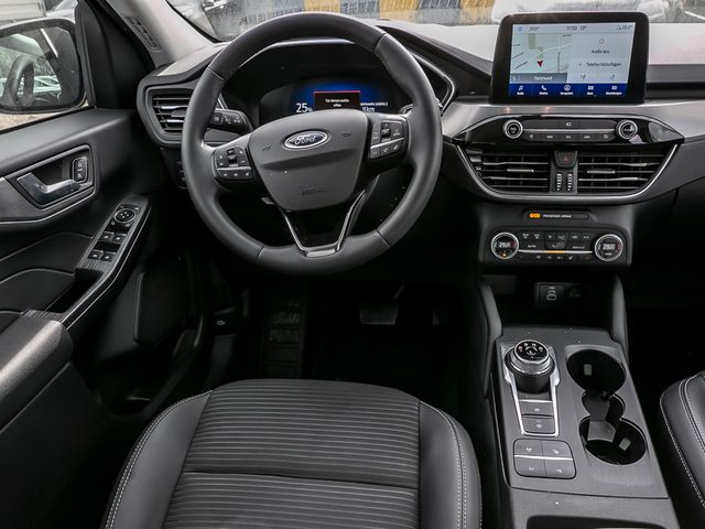 Ford Kuga 2.5 Plug-In Hybrid Titanium X Stauassistent