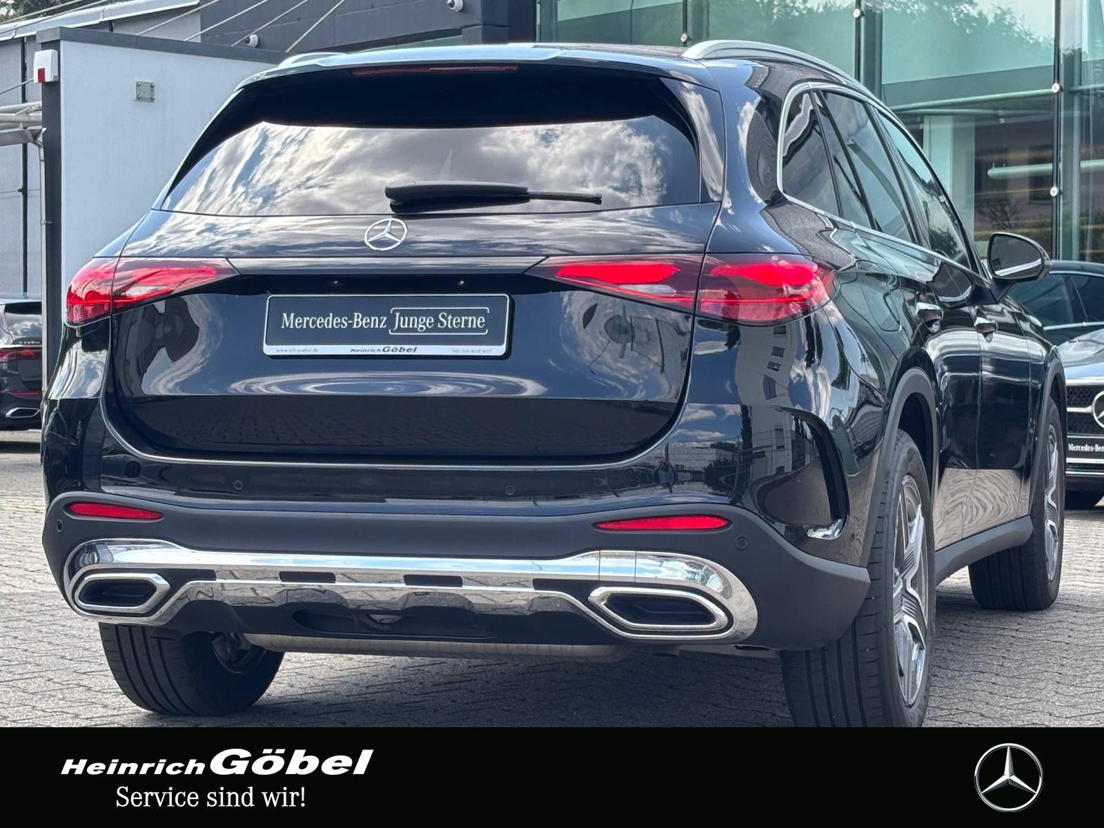 Fahrzeugabbildung Mercedes-Benz GLC 300 4M AMG*PANO*AHK*360°KAMERA*MEMORY*