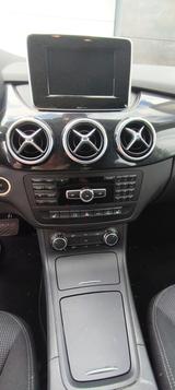 Mercedes-Benz Mercedes Benz B180-Top Zustand  - : Van, Mercedes