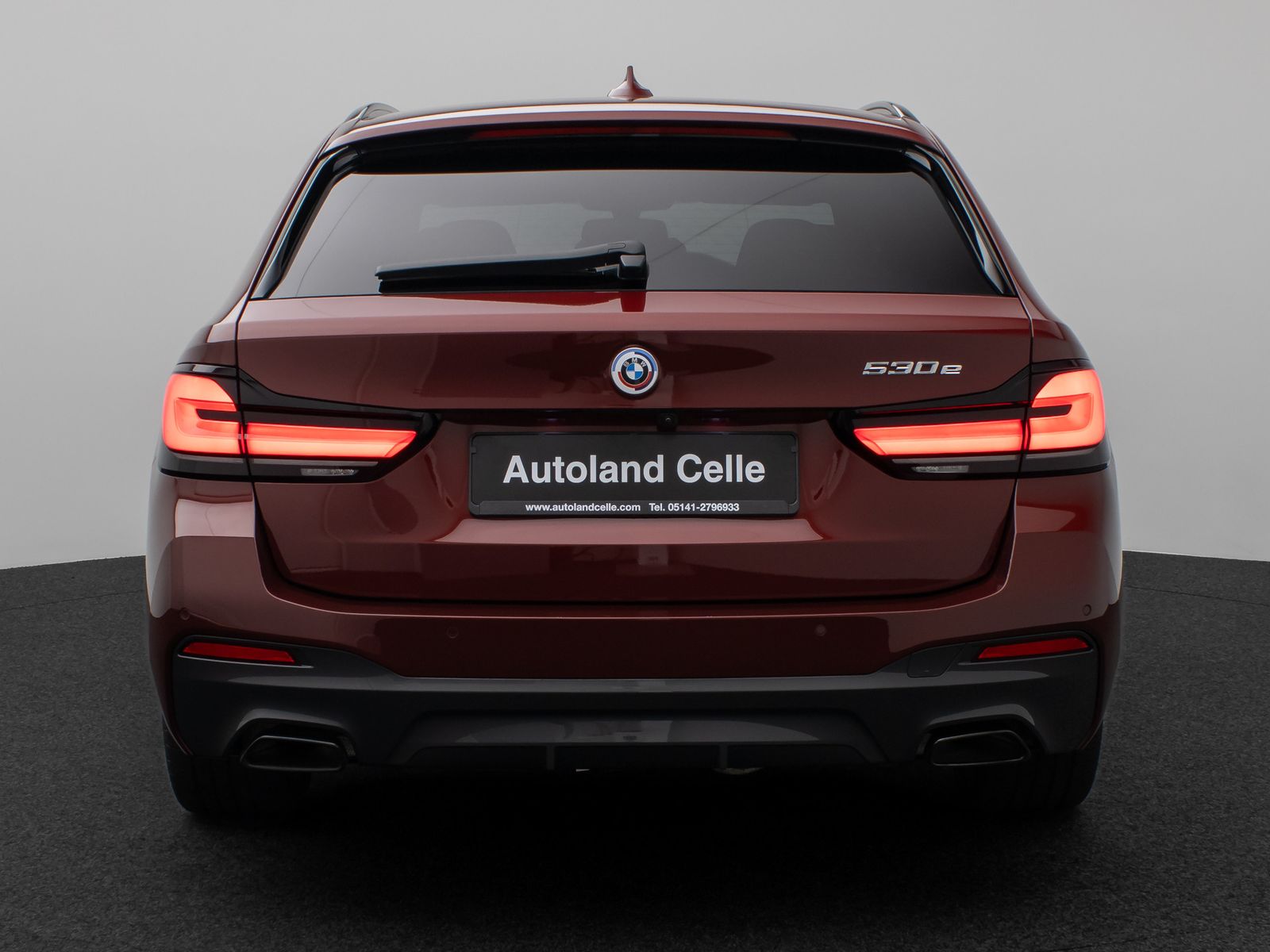 Fahrzeugabbildung BMW 530e M Sport Panorama Kamera HUD DAB H/K AHK 19"