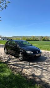 Volkswagen Verkaufe Golf 5 // 1,6 l // 102 PS - Volkswagen Golf aus 2004: Golf5