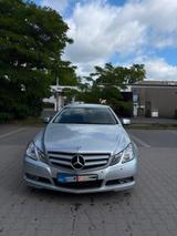 Mercedes-Benz E 200 Coupé E 200 CGI BlueEFFICIENCY AVANTG.... - Mercedes-Benz E 200: Coupe, Cgi