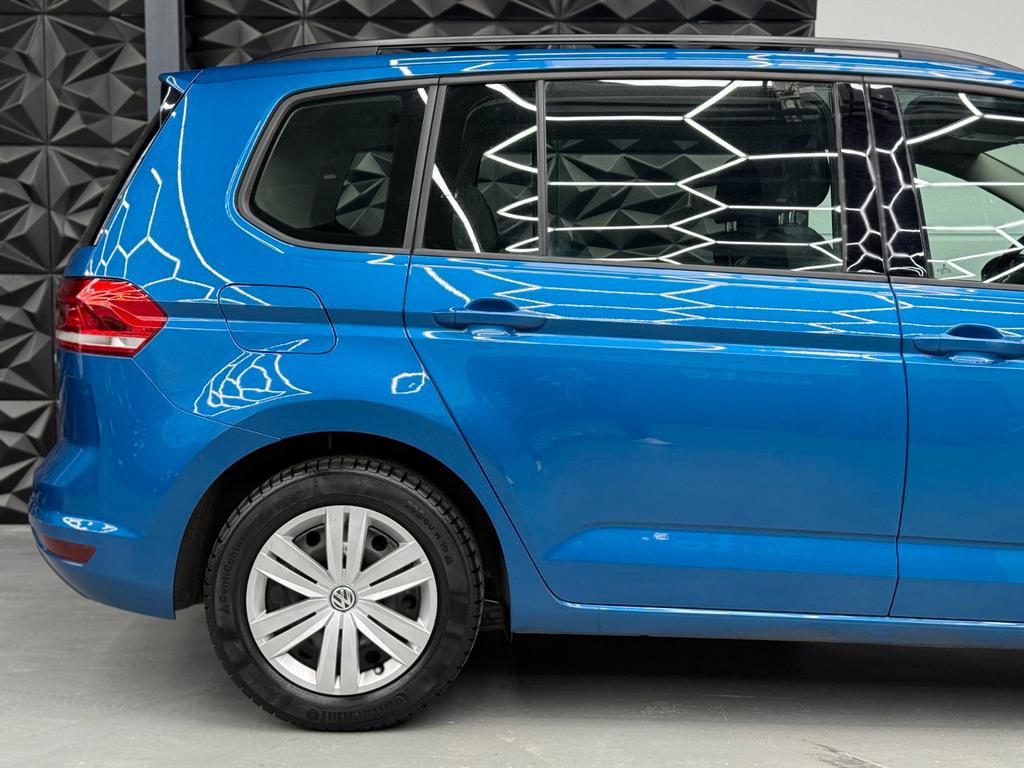 Volkswagen Touran 1.6 TDI DSG, Foto 13 von 50