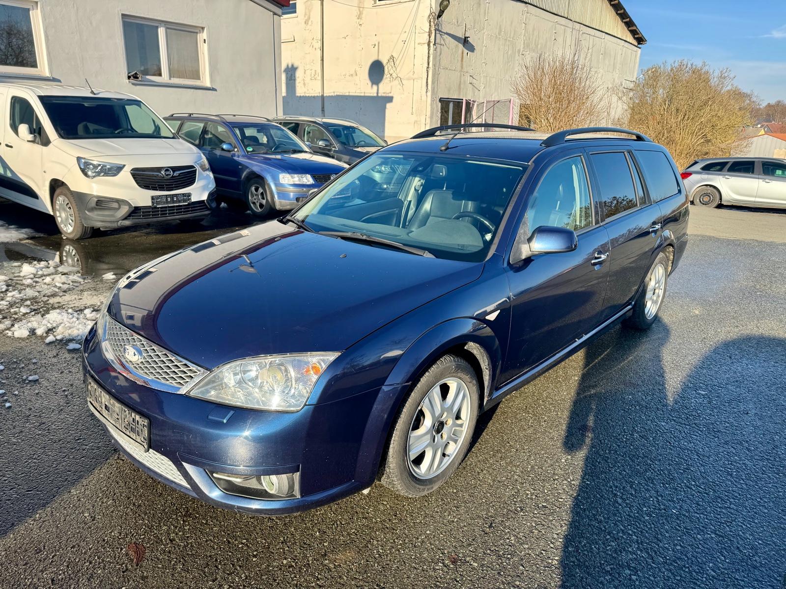 Ford Mondeo Turnier Ghia ST V6