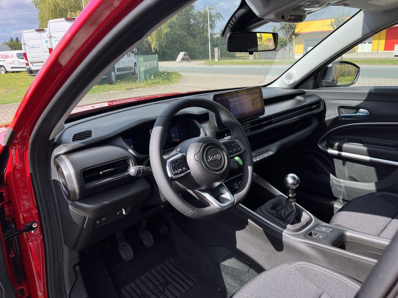 Fahrzeugabbildung Jeep Avenger 1.2 GSE T3 GDI Altitude - ab mtl. 155€