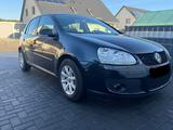 Volkswagen Golf V 1.6 FSI Sportline - Volkswagen Golf aus 2004: 1.6