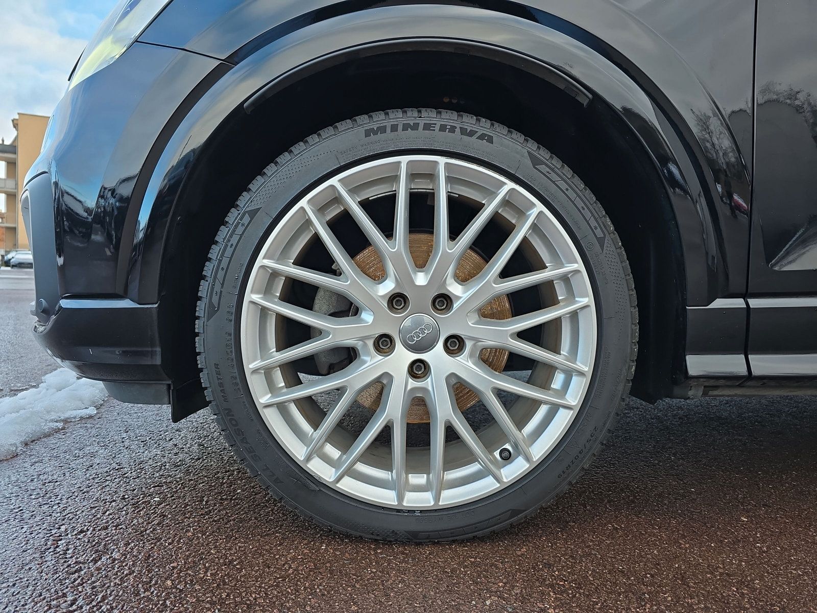 Fahrzeugabbildung Audi Q2 35 TFSI S line LED PANO STANDHZG LM19