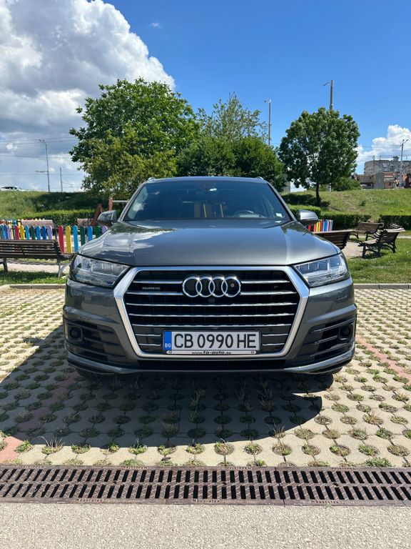 Image of Audi Q7