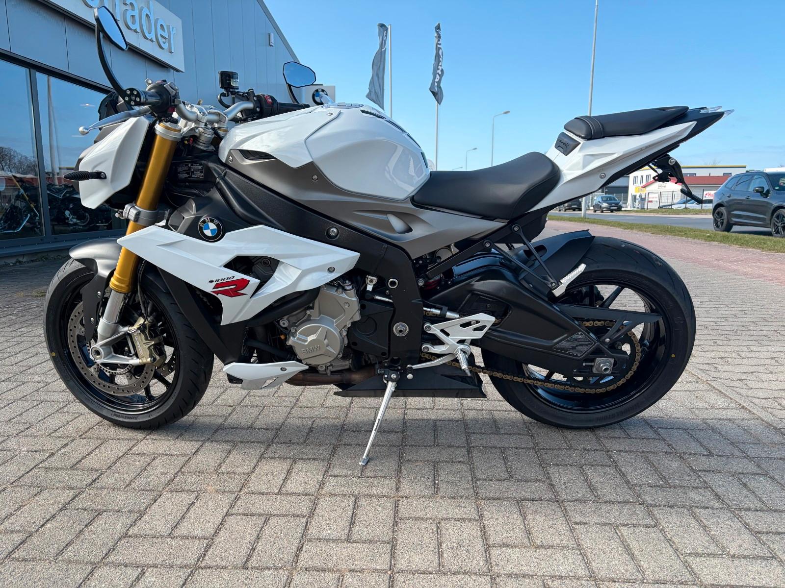 BMW S1000R